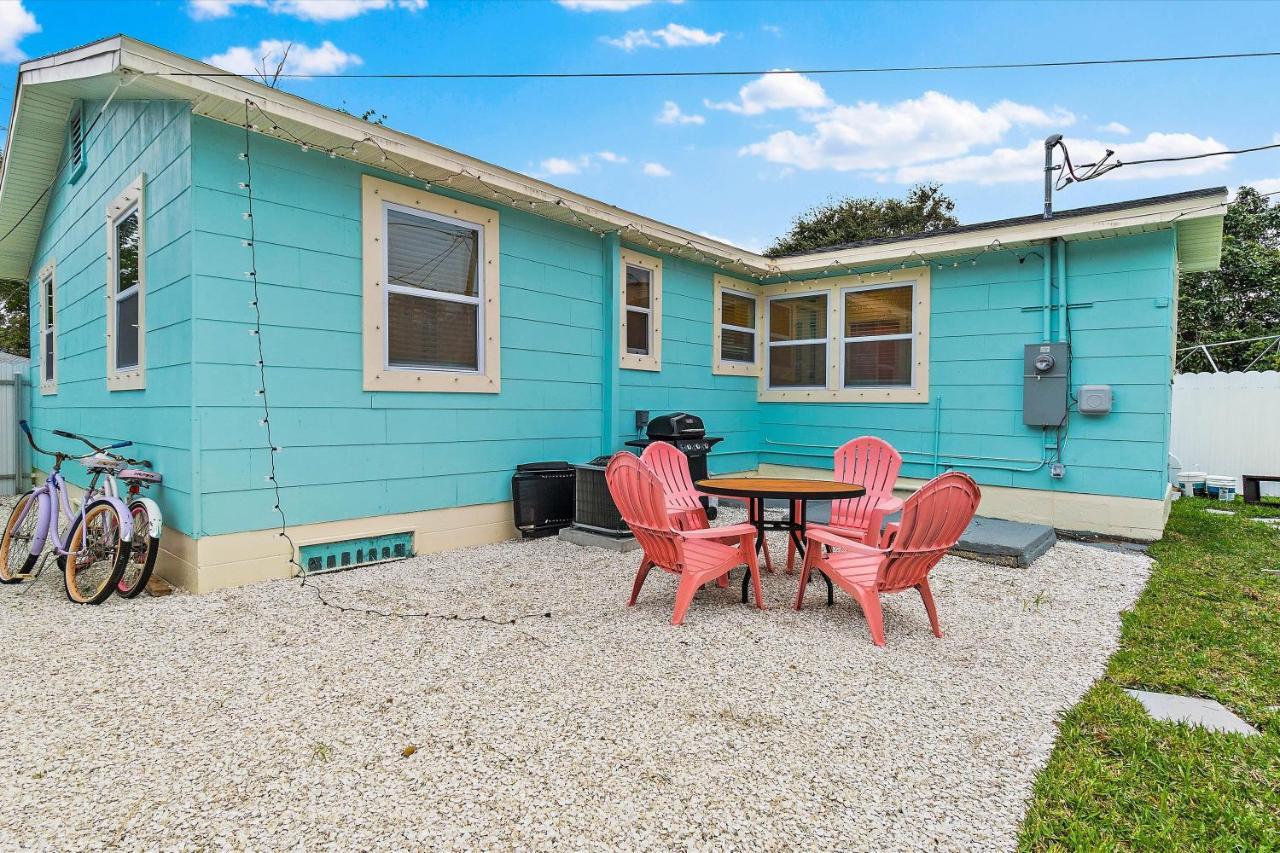 Quaint Gulfport Beach Bungalow Sankt Petersburg Exterior foto